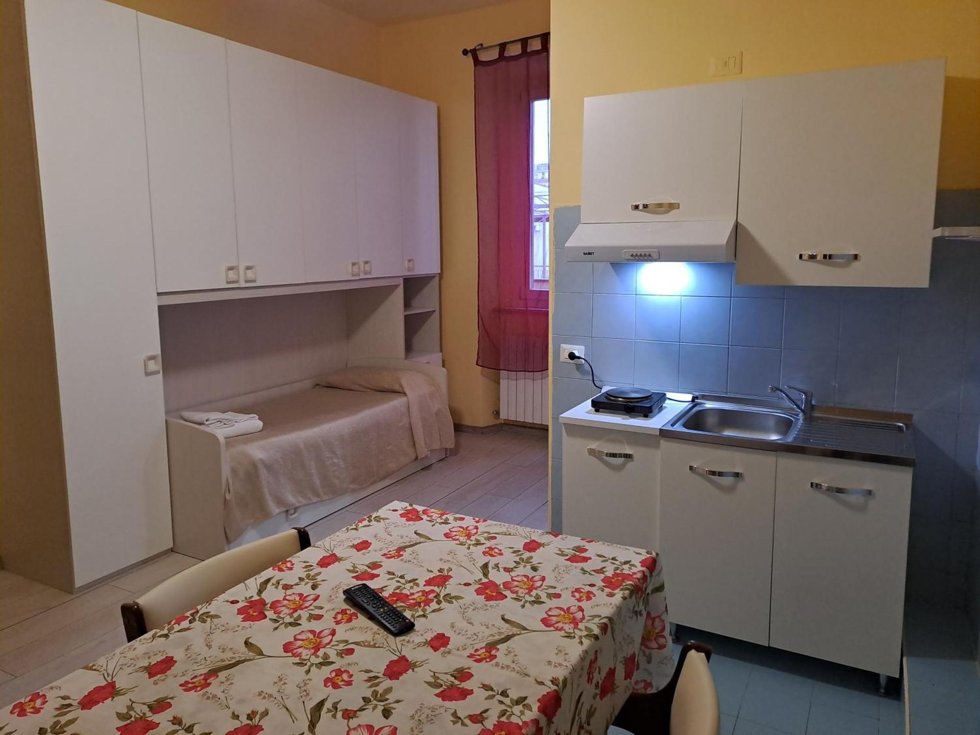 Giappone Inn Flat 리보르노 외부 사진